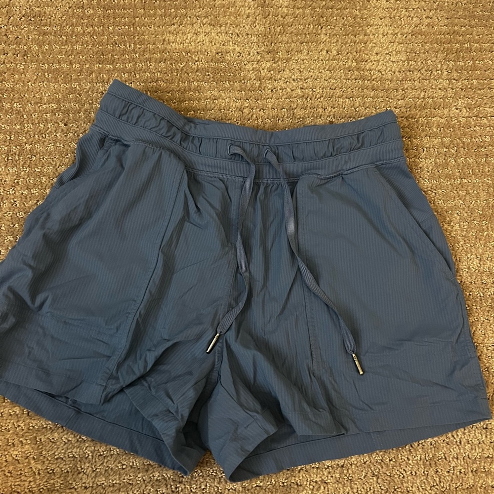 Lululemon Dance Studio High-Rise Short 3.5"